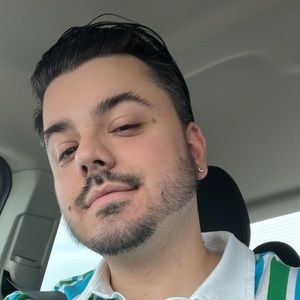 Meet your Posher, Phillip